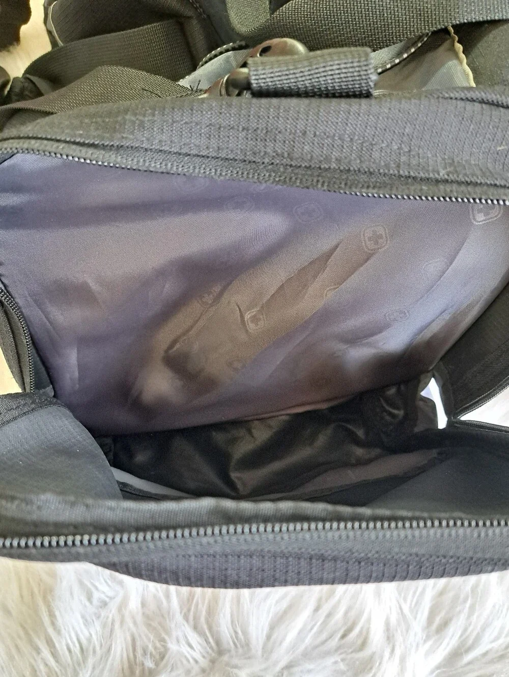 Lg Swiss Army Duffel Bag